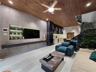 Nhà giá ngợp 6m bùi hữu nghĩa  quận 5. giá 3tỷ780. đang cho thuê 22tr. gần bệnh viện an bình