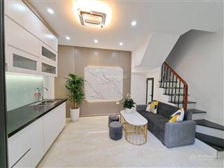 46 tỷ sở hữu ngay toà nhà dòng tiền trần thái tông 126m2*10t mt 8m thang máy nở hậu