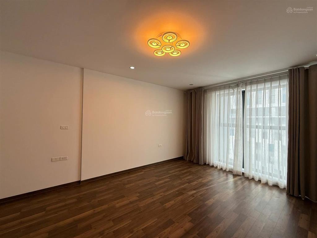 Tòa nhà mặt phố thanh nhàn chỉ 49 tỷ 130m*5t mt9m vỉa hè rộng kinh doanh vô đối