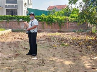 Anh trai gửi bán. gia lâm mặt ngõ to như phố ngõ thông  ôtô tránh vào tận đất