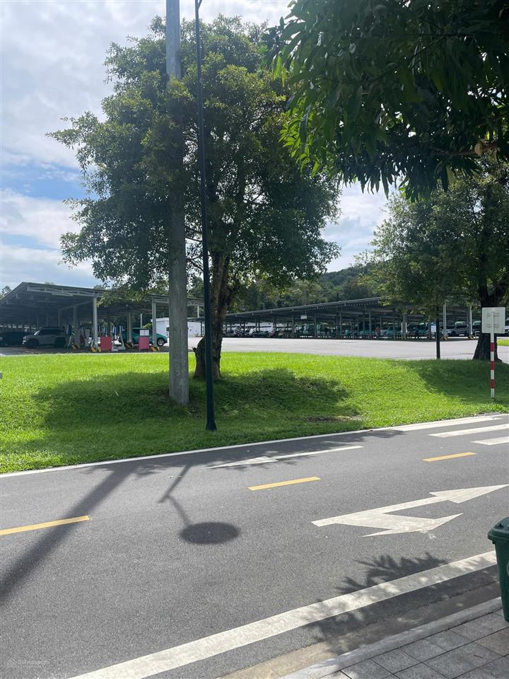 26tr/ tháng. cho thuê cặp shop thông khu qt  grand world.  0906 858 ***