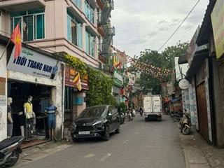 Đất mặt phố  kinhdoanh  ôtô tải tránh  lôgóc mặt tiền lớn sổ nở hậu vĩnh quỳnhthanh trì.