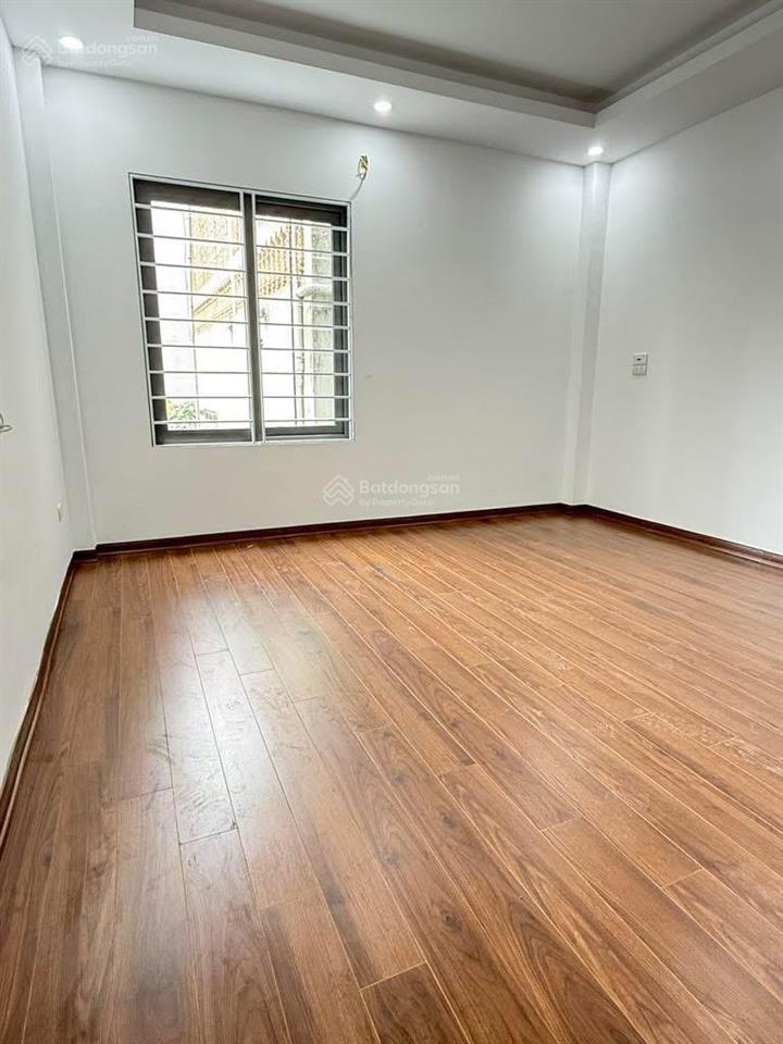 Mua đất tặng nhà biệt thự 5 tầng, lô góc, phân lô bàn cờ, vỉa, hè, ô tô tránh mặt tiền rộng thoáng