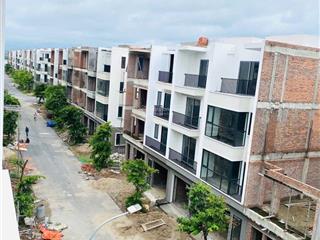 Flc tropical hạ long. ô liền kề ngay gần biển giá chỉ 15tr. nhà xây thô 4 tầng
