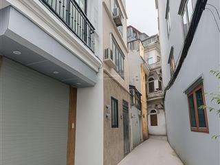 Giá nào cũng bán  nhà phố nhật  kim mã thượng  43m  5 tầng  giá chỉ 6.89 tỷ