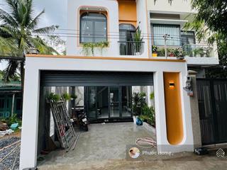 Nhà mới 100% gần chợ bình chánh giá chỉ 2 tỷ 650  sổ hoàn công  đường nhựa 6m.