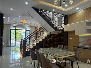 Bán nhà gần chợ bình chánh  giá cực tốt  sổ hồng riêng, ở ngay, kinh doanh siêu thuận lợi!