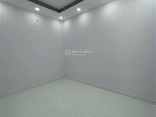 Chủ ngộp bank cần bán gấp nhà 2 tầng gần khu tên lửa, bình tân giá chỉ hơn 2,4 tỷ