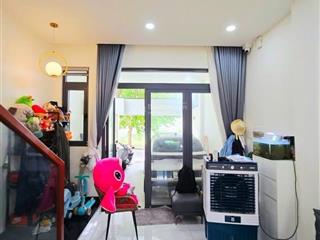 Chủ trả nợ ngân hàng nên cần bán gấp nhà ở gần đảo kim cương q2  giá chỉ 2 t.ỷ 850t.r