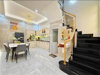 Chủ cần bán gấp nhà 3/2 để chia tài sản  shr  giá 3 tỷ 850trieu