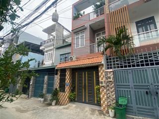 Nhà 1 trệt 2 lầu, sân thượng ngay đường 48, 75m2 shr, đường oto vào tận nơi.  0769 684 *** trường