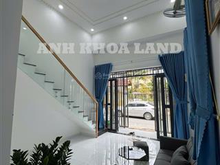 Chính chủ gửi bán nhà mới hoàn thiện ngay mặt tiền đường số 8. dt 52m2 shr, giá 4ty3 tl.