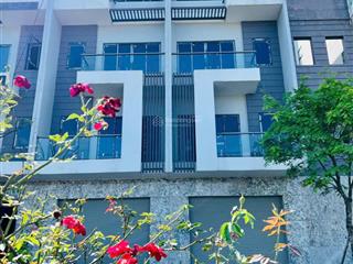 Bán căn liền kề giá siêu hời tại him lam green park, 8,x tỷ, 75m2 view vườn hoa