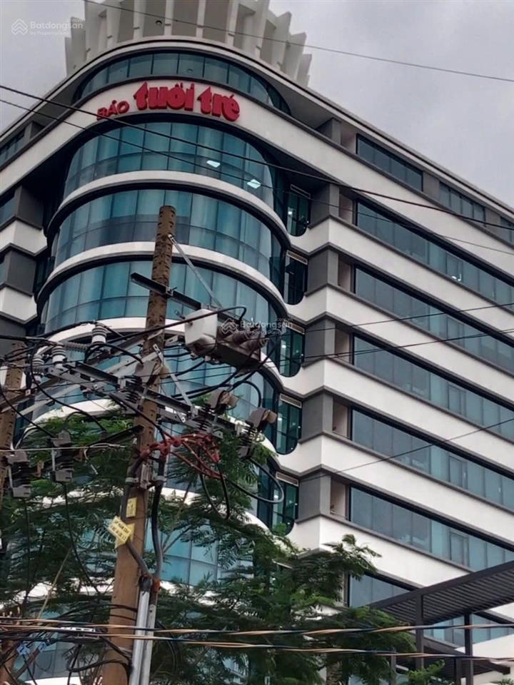 Hot! nhà 4 lầu mới ở liền nguyễn văn dung, nguyễn oanh,p6. dt 4m x 16m=64m2, 5pn 6wc chỉ hơn 8tỷ