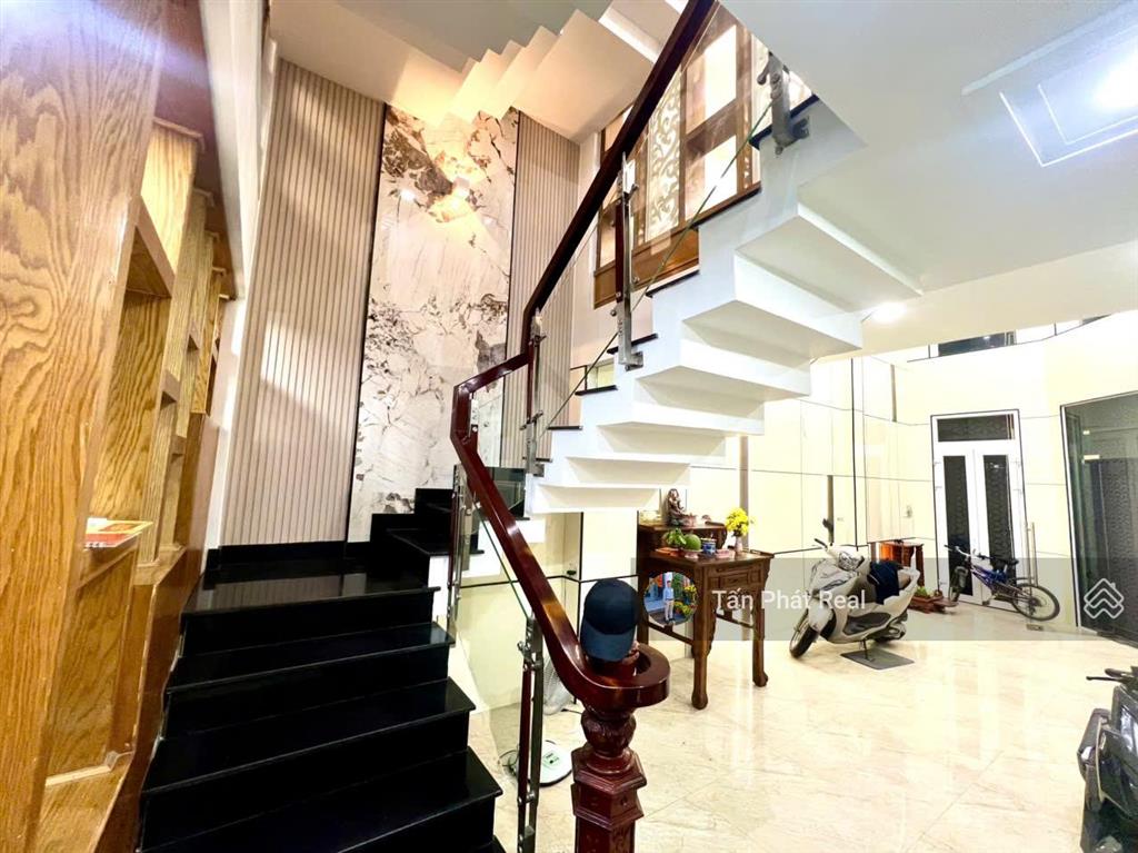 Hot! hxh 4 lầu mới ở liền, 102 lê văn thọ, cv làng hoa cn 76.7m2=4mx16m nh 5,7m, giảm còn 8,8 tỷ