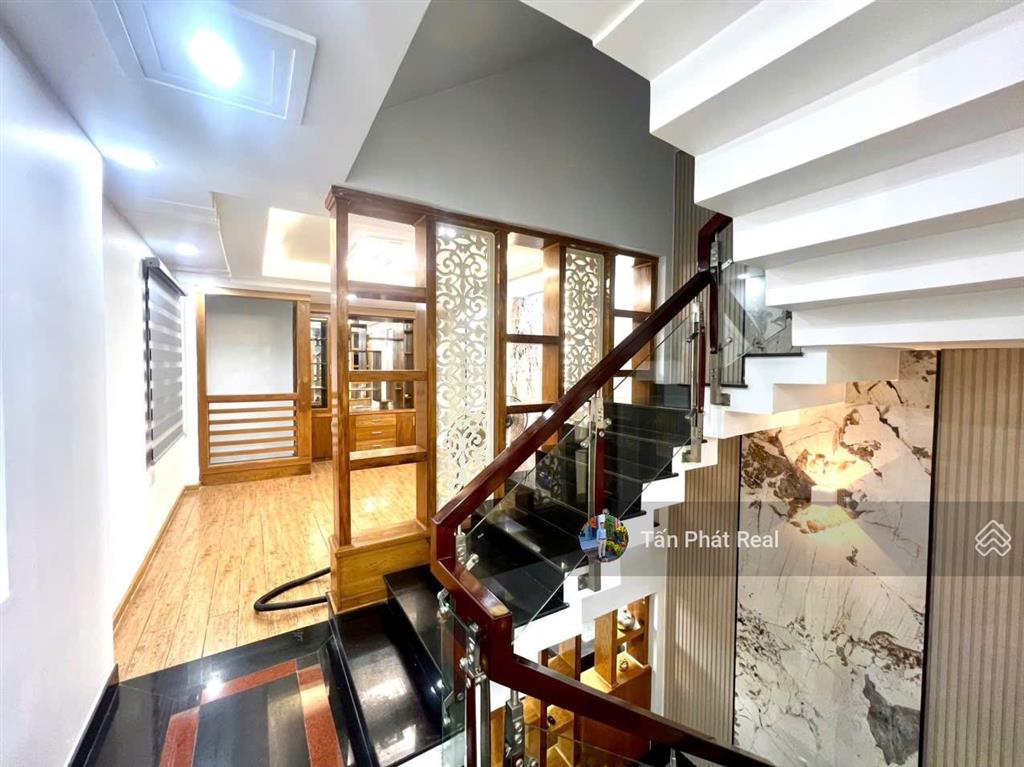 Hot! hxh 4 lầu mới ở liền, 102 lê văn thọ, cv làng hoa cn 76.7m2=4mx16m nh 5,7m, giảm còn 8,8 tỷ