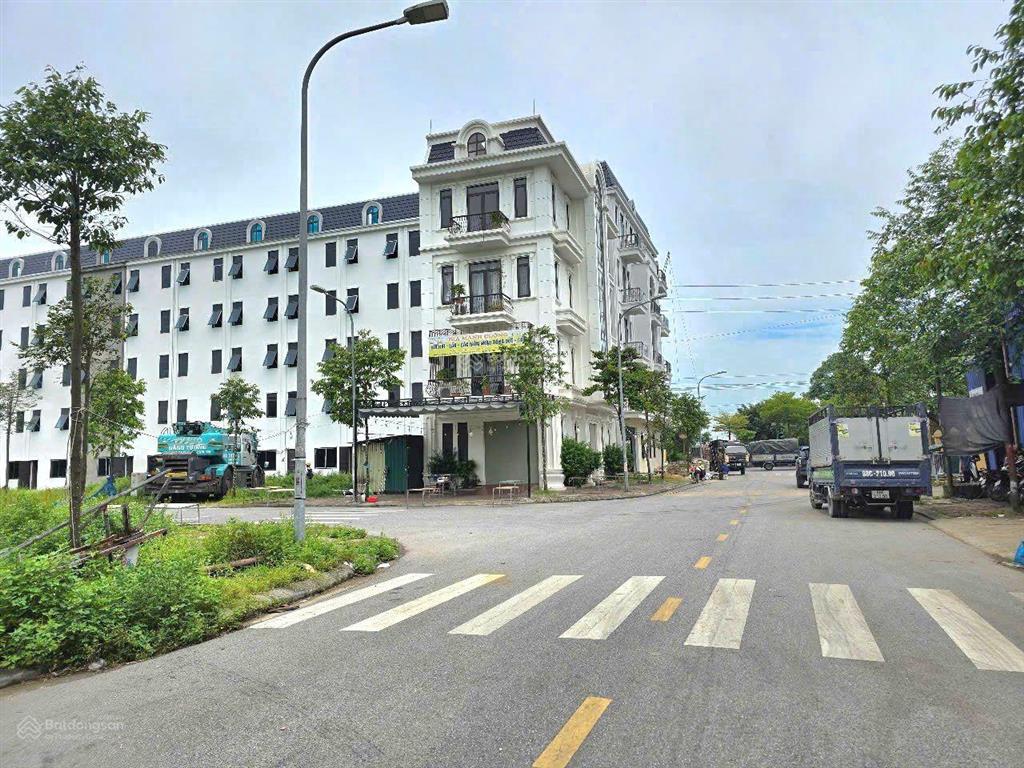 Cần bán gấp lô góc 2 mặt tiền tt lim, tiên du, bắc ninh khu 4,6ha làn 2 ql1a, trung tâm t