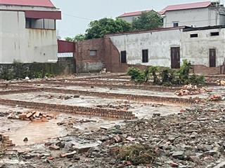 Em có 12 lô đất hàng f0 tại đào viên quế võ bắc ninh. mặt tiền trên 4,5m, diện tích 90m2