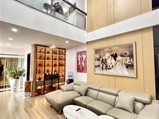 Bán nhà võng thị, tây hồ. 46m2x7 tầng thang máy. nội thất nhập khẩu, ngõ thông gần ô tô, gần hồ tây