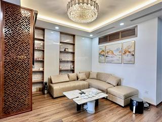Chính chủ cho thuê gấp căn hộ 3 ngủ rộng nhất 132m2, tầng trung đẹp vào ở ngay nt cơ bản