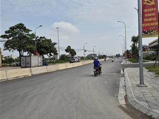 Lô góc  đường thông oto nhỏ tránh nhau  vị trí đẹp  đất vuông vắn  sát quốc lộ 3