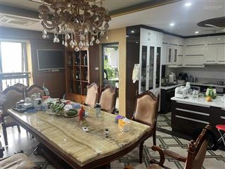 Chủ nhà gửi bán căn hộ 5pn 3vs 320m2 d2 giảng võ