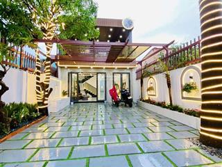 Villa sân vườn nghỉ dưỡng giữa lòng nhà bè