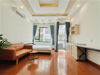 Studio ban công rộng full nội thất ngay nguyễn văn linh