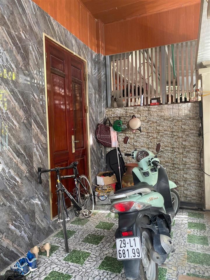 Nhà liền kề phân lô đại mỗ 90m2, 4 tầng 1 tum, 6 ngủ, hướng đông nam, đường trước nhà 14m