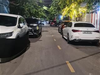 Bán nhà 3 tầng phạm tu nhà đẹp kiên cố, giá tốt