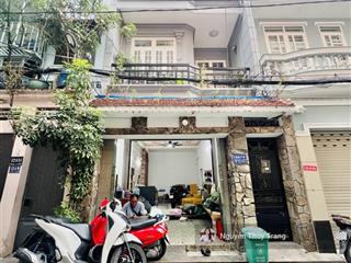 Bán nhà đường cộng hoà, 106m2 , 4 tầng, hđt 35tr/th, hẻm xe tải, khu vip phường 4.