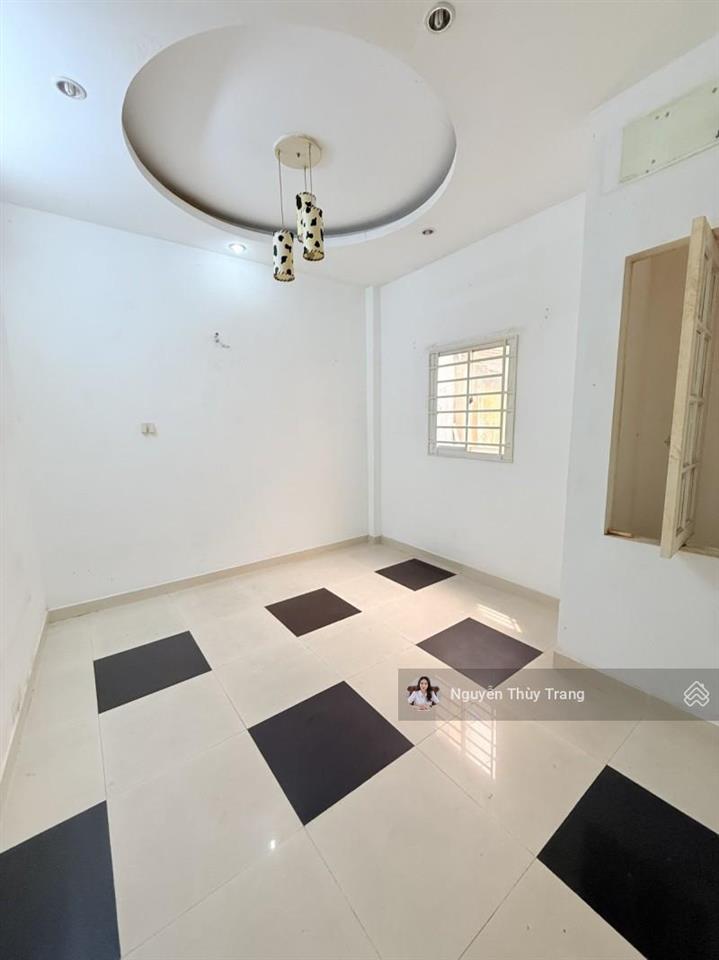 Bán nhà đường phạm văn hai, 95m2( 5 x 19), 4 tầng, hxh, 1 xẹt, gần mặt tiền, 15 tỷ.