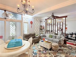 Bán gấp nhà đất thánh gần bắc hải, 2 mặt hẻm, ngang 9.5m, như biệt thự, tặng full nội thất, 12.6 tỷ