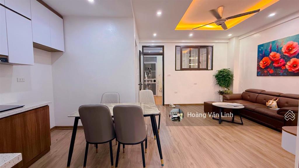 (tầm tiền hiếm) cc cao cấp kim văn kim lũ  dt 50m2, 2 p ngủ, 2 wc  full nội thất. ở sướng