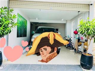 Bán biệt thự hoàng hoa thám,3 tầng,160m2, giá 23tỷ