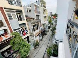 Chỉ 9,8 tỷ nhà 4 tầng  ngang 5,5m, đỗ xuân hợp  1pn dưới, 4pn trên  khu an ninh gara ô tô  shr