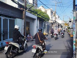 Nhà đẹp 4 tầng, thiết kế sáng thoáng gần metro, 5pn, gara oto, đường xe tải thông, an cư lý tưởng