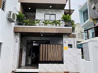 Nhà 3 tầng 2 mặt kiệt lê duẩn, full nội thất