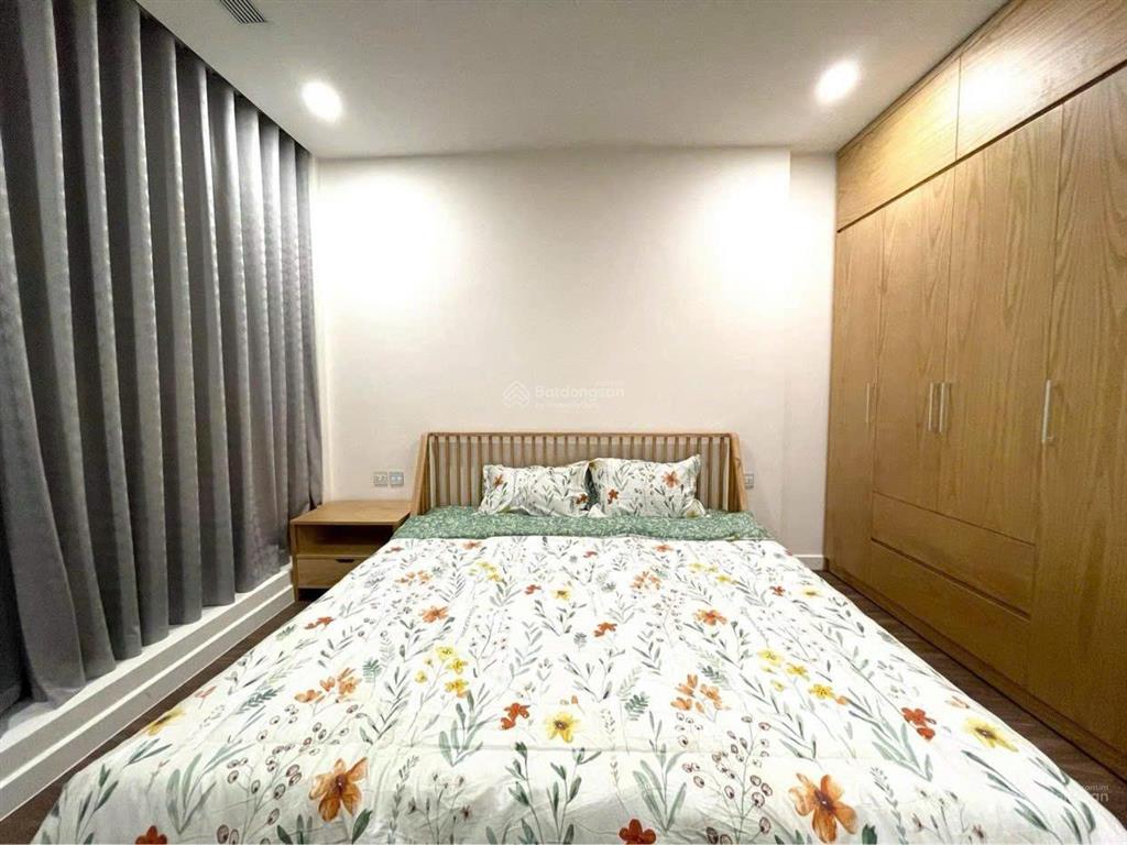 Chủ nhà cần bán căn 3 phòng ngủ 90m2 sunshine city