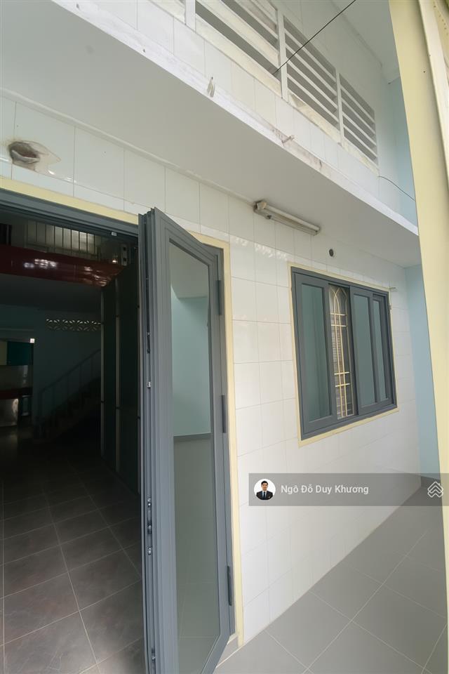 Bán nhà 3 lầu, hơn 5 tỷ, 4.3 x 10m, 43m2, nguyễn trọng tuyển, tân bình