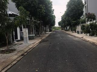 Chủ gởi bán lô an thiên lý, dương đình hội, q9cũ. 100m2 5x20 đẹp không vướng gì. đường d17 rộng12m