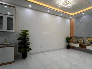 Nhà đẹp đống đa, 150m ra tôn đức thắng, chủ xây mới 5 tầng, lô góc 2 mặt thoáng, gần hồ, 6.x tỷ