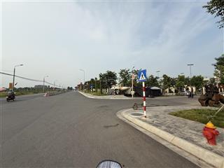 Bán gấp 98m2 nguyên khê ( phúc thịnh). lô góc đường thông ô tô tránh.an sinh cực đỉnh chỉ 9tỷ