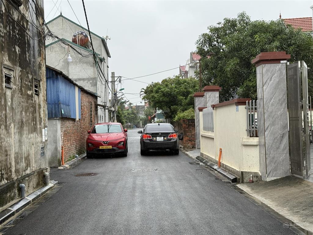 Bán đất nguyên khê 120m mặt tiền 6,7m hai thoáng trước sau view công viên, đường ô tô tránh