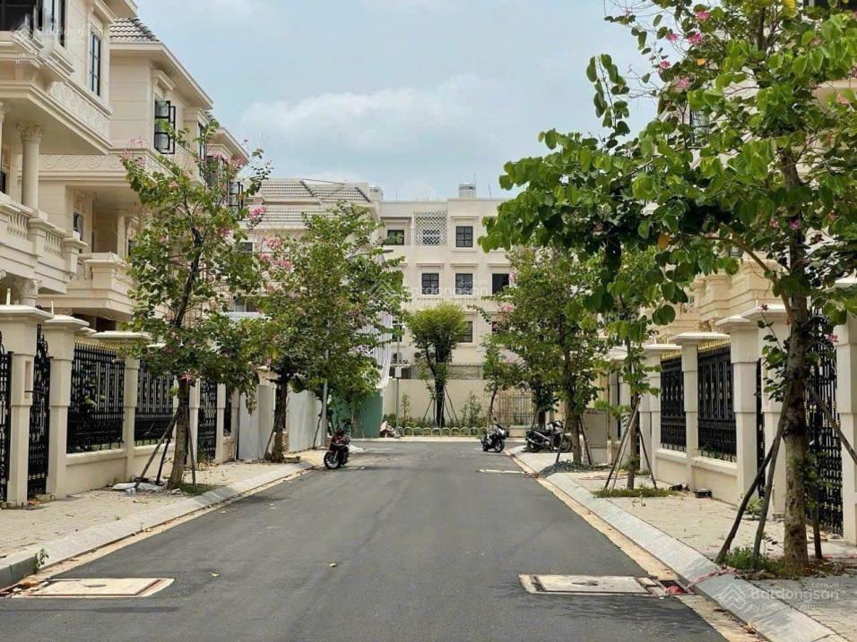 Cần bán cặp 2 căn nhà phố liền kề có hầm khu cityland park hills phan văn trị p10 q gò vấp