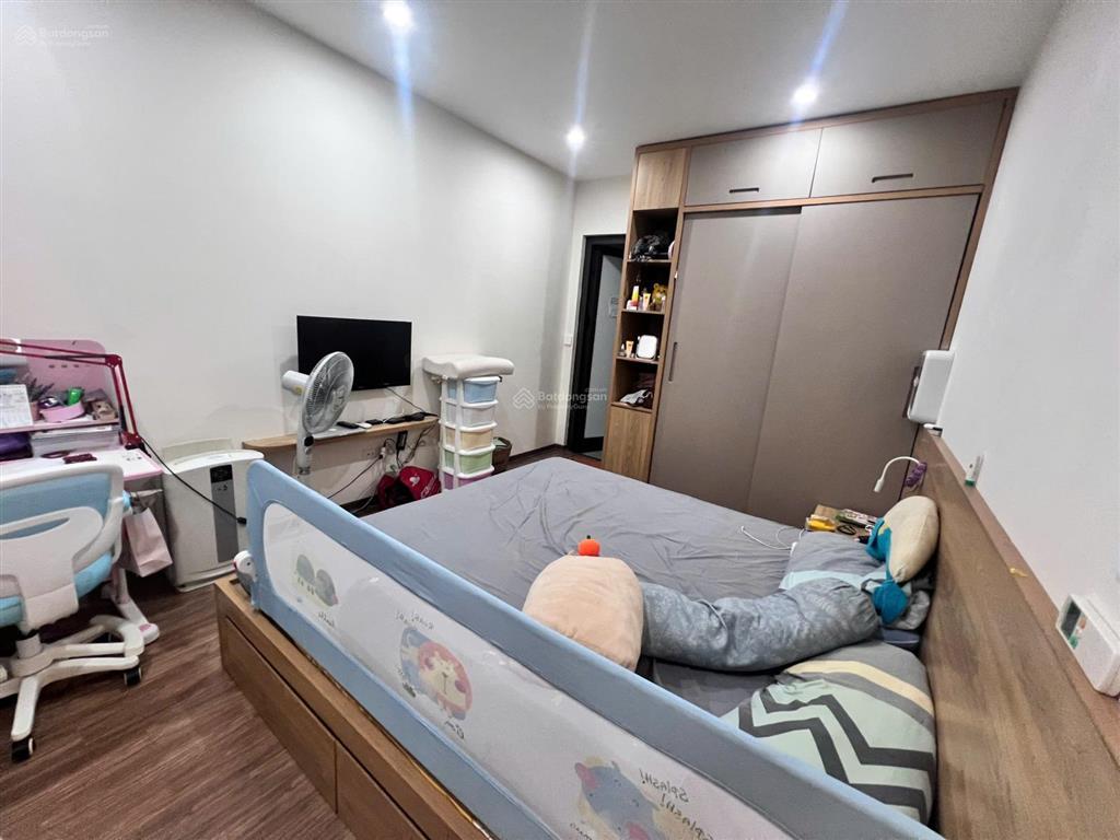 Chuyển nhượng căn hộ 2pn tòa n04/n05 chung cư ecohome 3, nội thất đầy đủ, thiết kế hợp lý