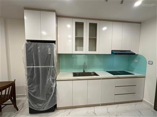 Cho thuê căn 2pn2wc full nội thất xịn view hồ bơi 10 triệu/tháng glory heights, vinhomes grand park