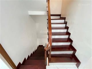 13 tỷ hào nam nhà mới tinh. 50m 5 tâng 4 ngủ. vị trí đắc địa hiếm nhà bán. gần ga cát linh.