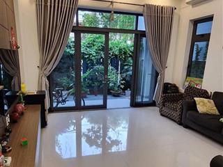 Cực gấp. ô chợ dừa ngõ nông. rộng và thoáng. gần phố 33m 4 phòng ngủ chủ thiện chí. giá tốt