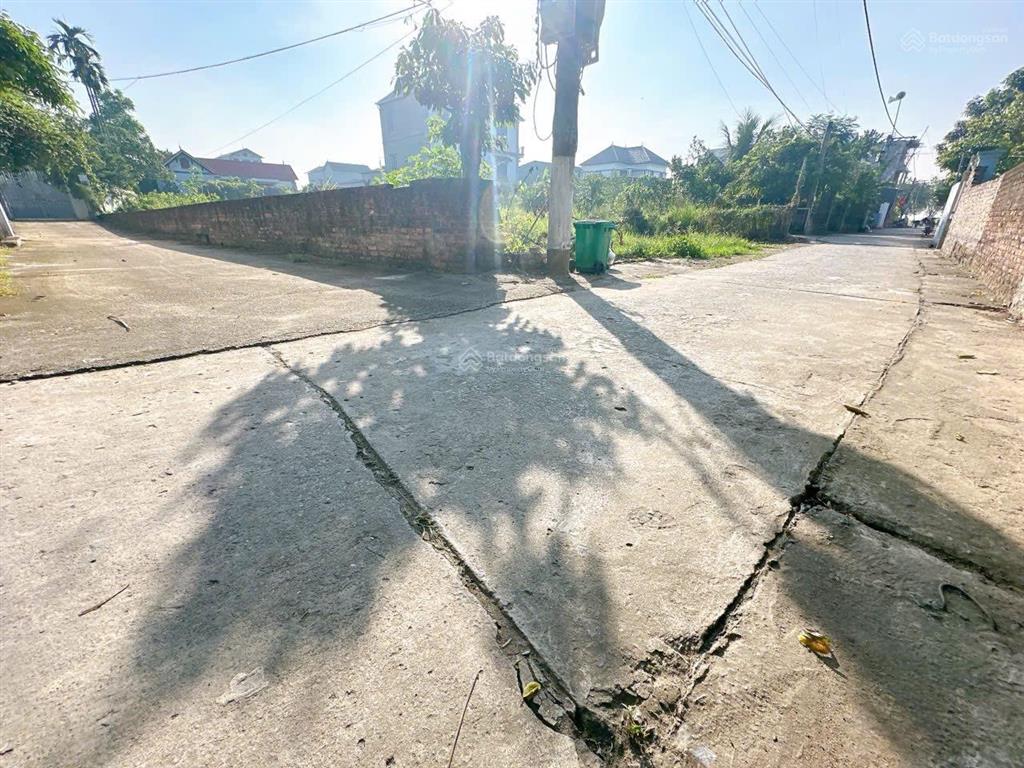 Bán đất 40,6m2 tại xã dân hòa, thanh oai, hà nội, giá 2,2 tỷ, mặt tiền 4,23m, ngõ rộng 5m